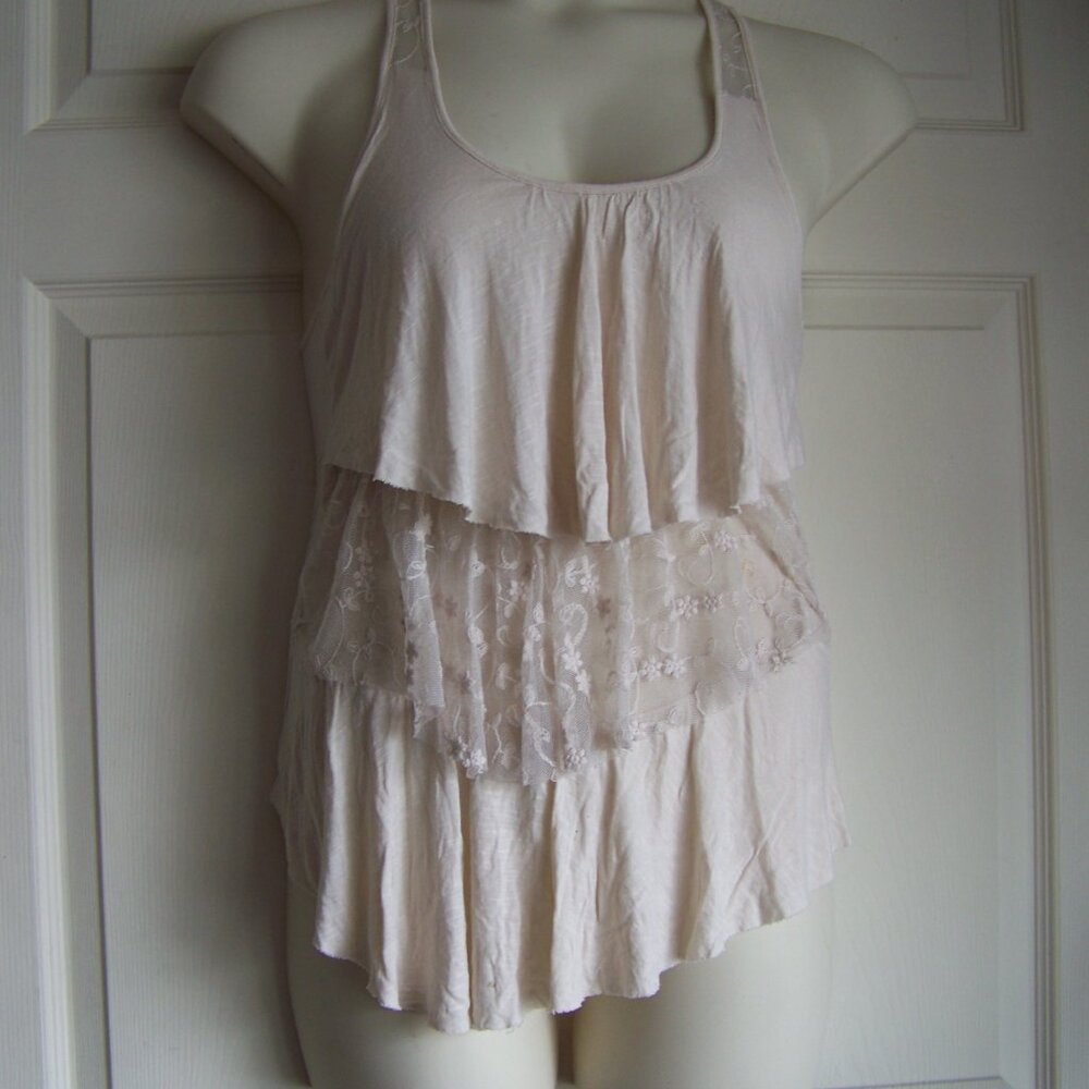 EYESHADOW Sleeveless Light Cream Shell Tank Top Blouse Large Ruffles Lace